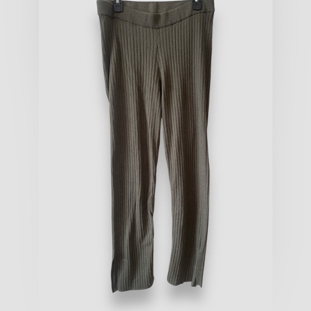GAP Flare Ribbed Lounge Pants Olive Green Size X-Large Side Slits NWT - Picture 3 of 9